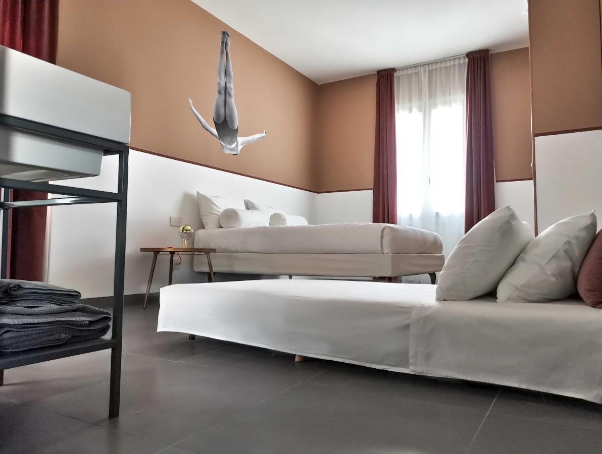 Casa Sebina - Your Design Home On The Lake - 3 Bathrooms 3 Bedrooms Desenzano del Garda Kültér fotó