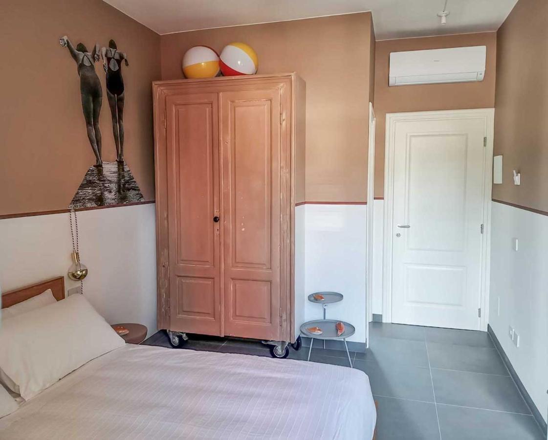 Casa Sebina - Your Design Home On The Lake - 3 Bathrooms 3 Bedrooms Desenzano del Garda Kültér fotó